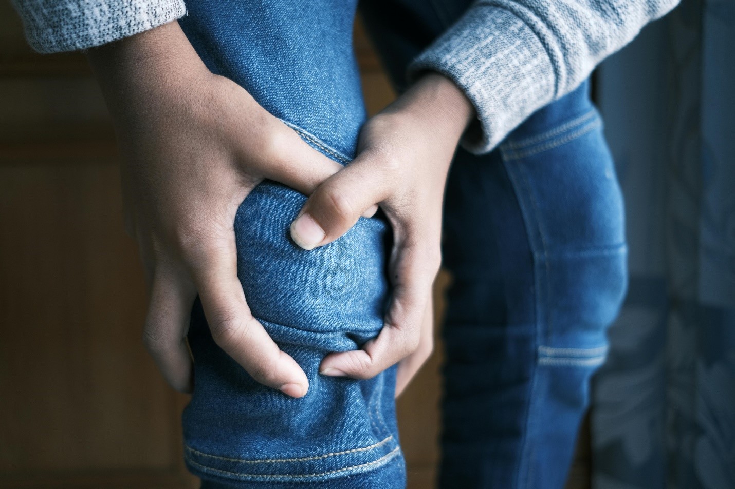 3 Simple Exercises You Can Do at Home for Knee Pain - Strive ...